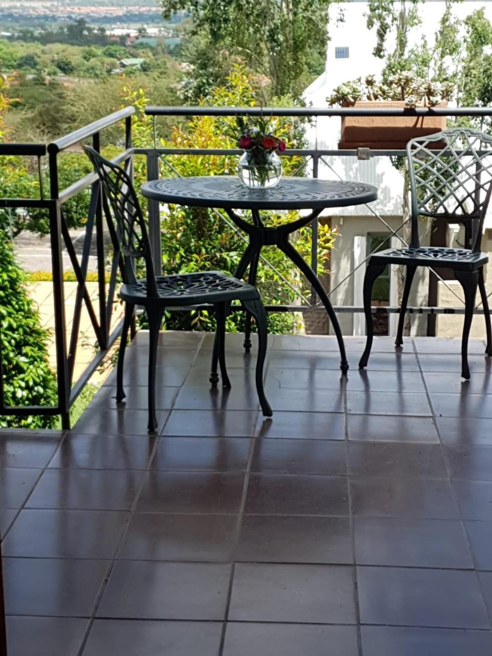 Villa Paradiso Hartbeespoort Exterior photo