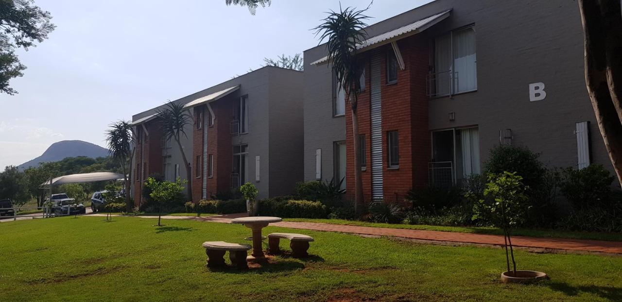 Villa Paradiso Hartbeespoort Exterior photo
