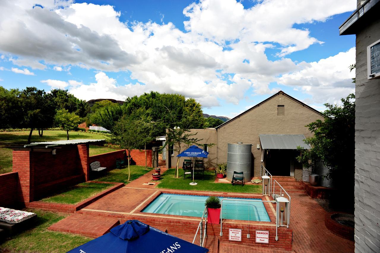 Villa Paradiso Hartbeespoort Exterior photo