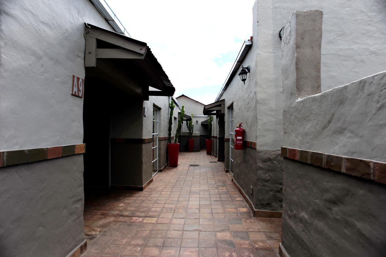 Villa Paradiso Hartbeespoort Exterior photo